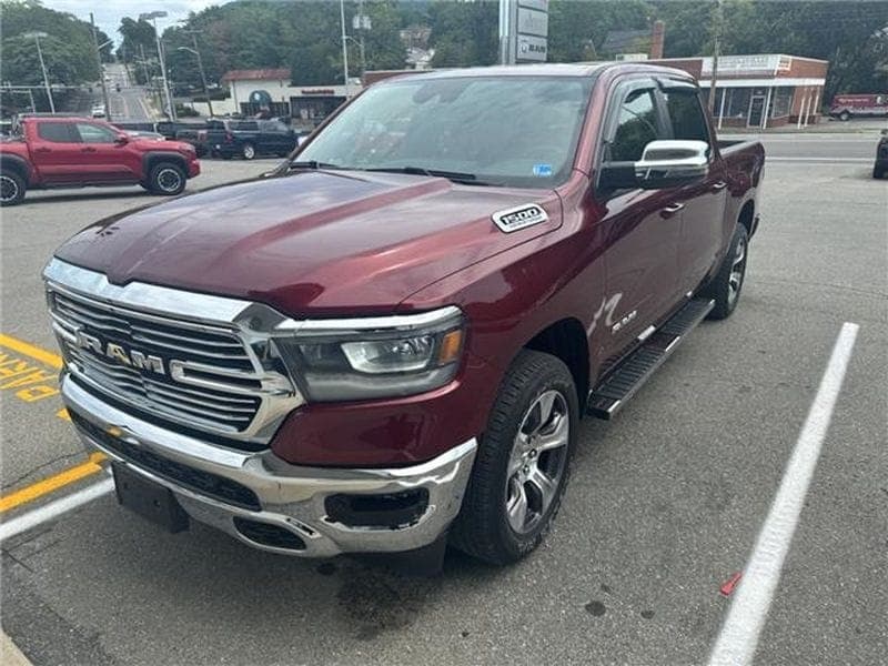 2023 RAM 1500 Laramie — photo 1 of 3