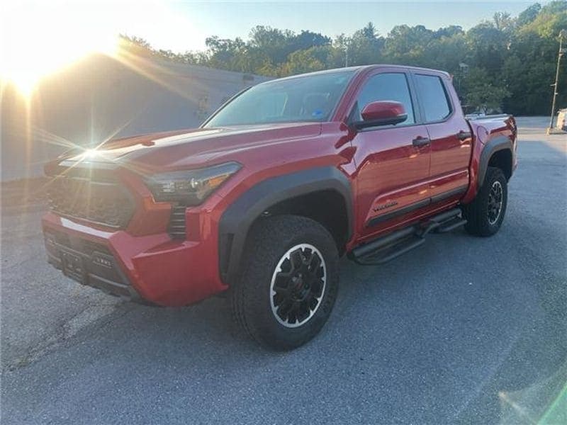 2026 Toyota Tacoma 4WD TRD Off Road — photo 1 of 8