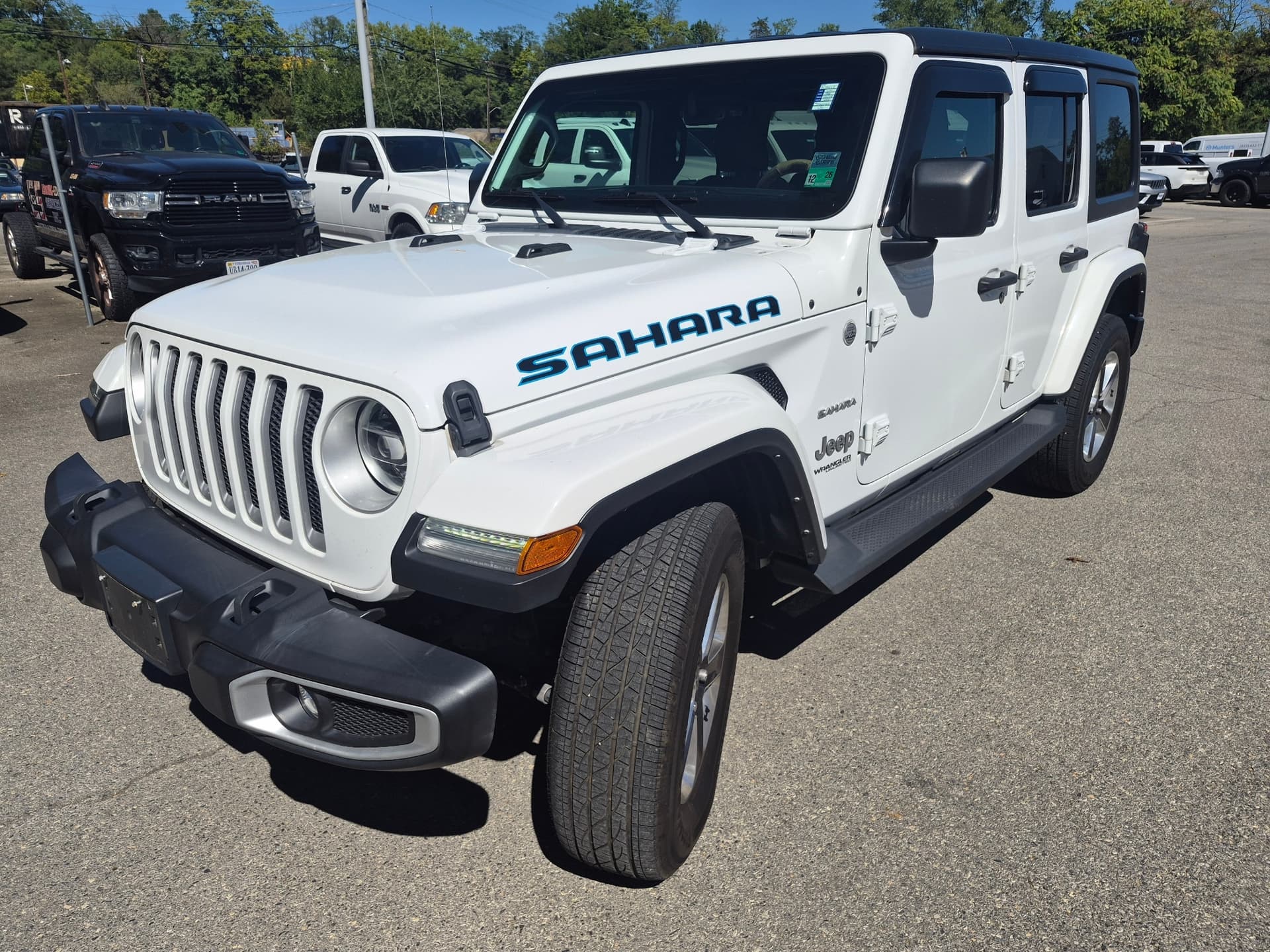 2022 Jeep Wrangler Unlimited Sahara — photo 1 of 7