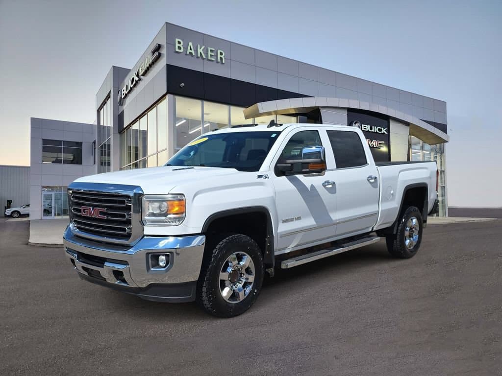 2015 GMC Sierra 2500HD SLT — photo 1 of 36