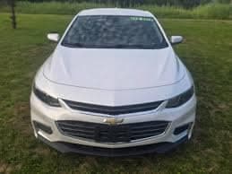 2017 Chevrolet Malibu LT — photo 1 of 5