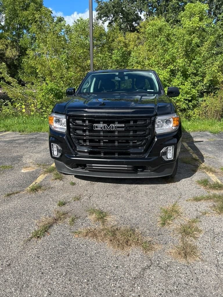 2022 GMC Canyon 4WD Elevation — photo 1 of 3