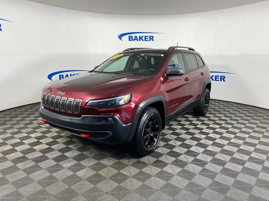 2020 Jeep Cherokee Trailhawk — photo 1 of 35