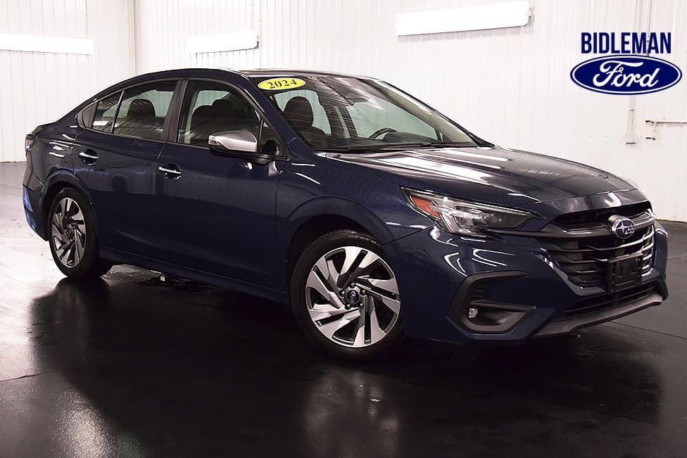 2024 Subaru Legacy Touring XT — photo 1 of 35