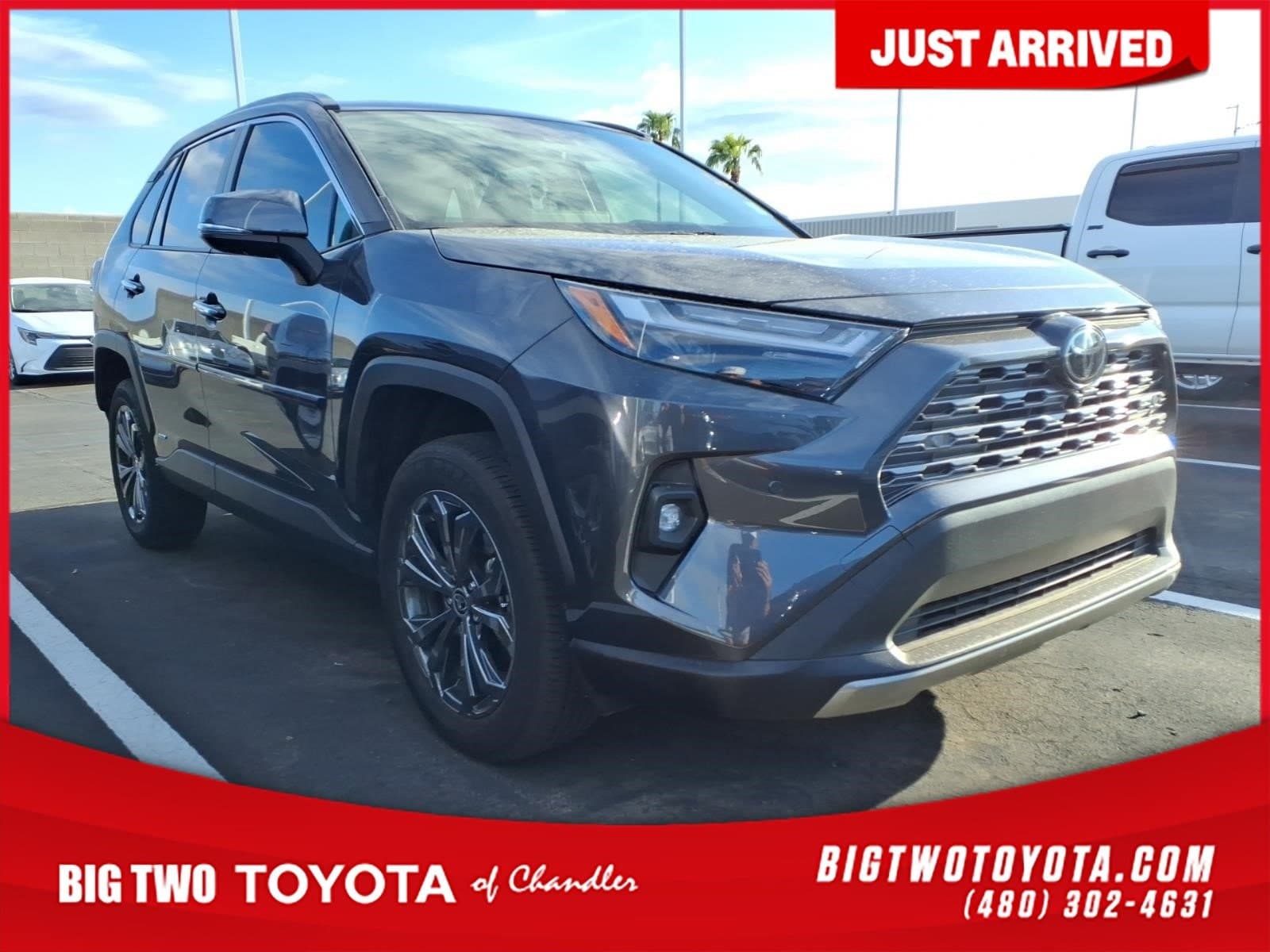 2025 Toyota RAV4 Hybrid Limited — photo 1 of 4