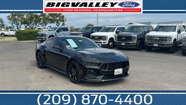 2025 Ford Mustang Base — photo 1 of 24