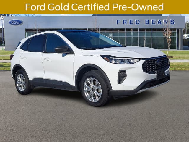 2023 Ford Escape Active — photo 1 of 36