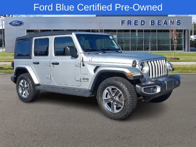 2023 Jeep Wrangler Sahara — photo 1 of 34