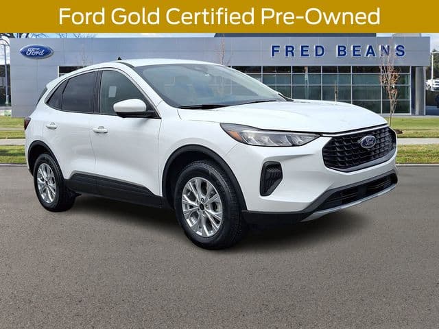2023 Ford Escape Active — photo 1 of 35