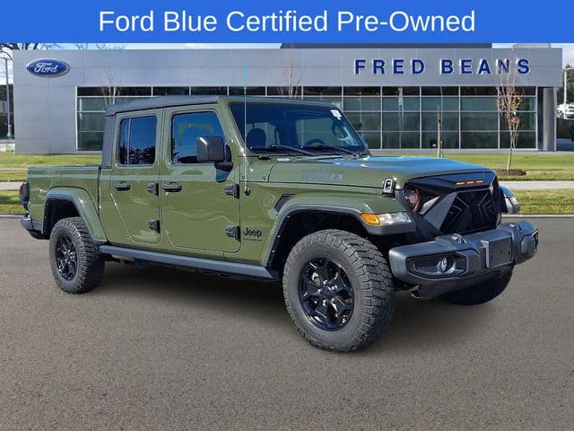 2023 Jeep Gladiator Willys — photo 1 of 33