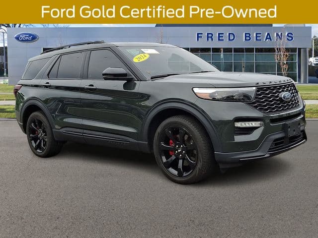 2024 Ford Explorer ST — photo 1 of 38