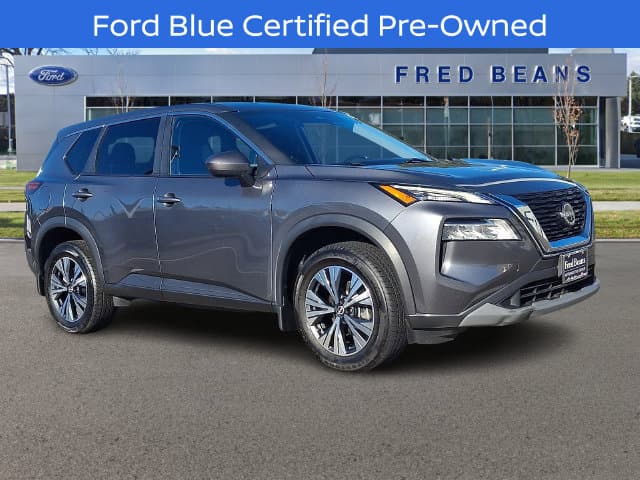 2023 Nissan Rogue SV — photo 1 of 40