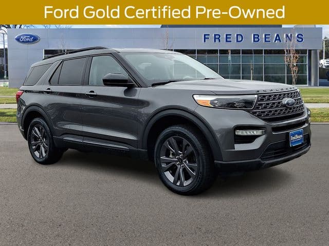 2023 Ford Explorer XLT — photo 1 of 38