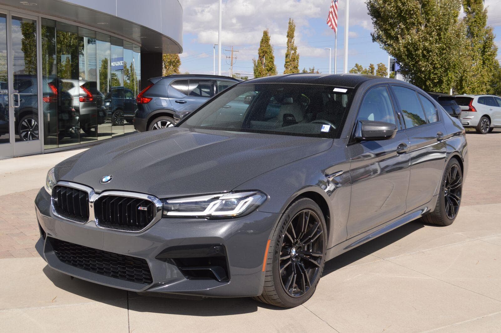 2021 BMW M5 Base — photo 1 of 12