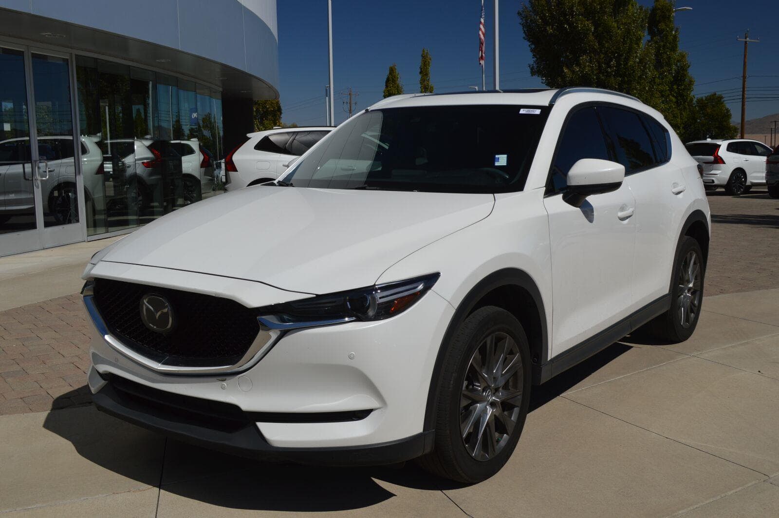 2019 Mazda CX-5 Signature — photo 1 of 12