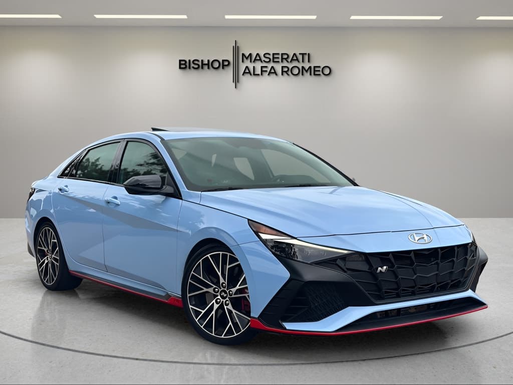 2022 Hyundai Elantra N Base — photo 1 of 24