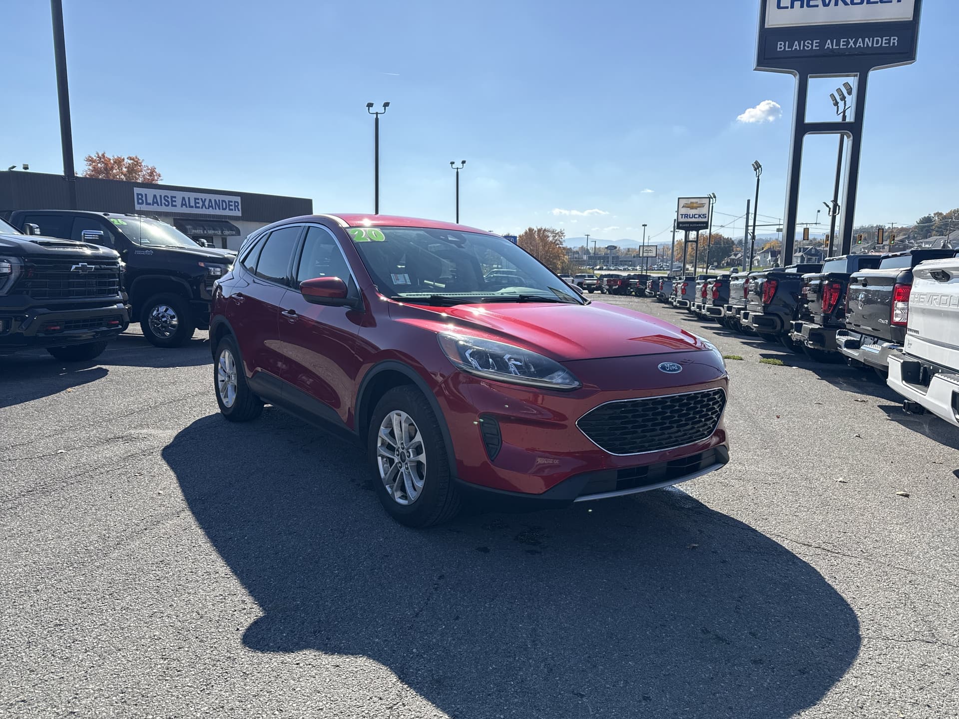 2020 Ford Escape SE — photo 1 of 27