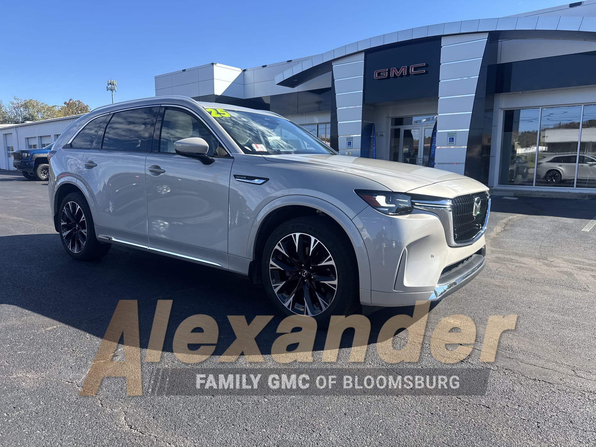 2025 Mazda CX-90 Base — photo 1 of 31