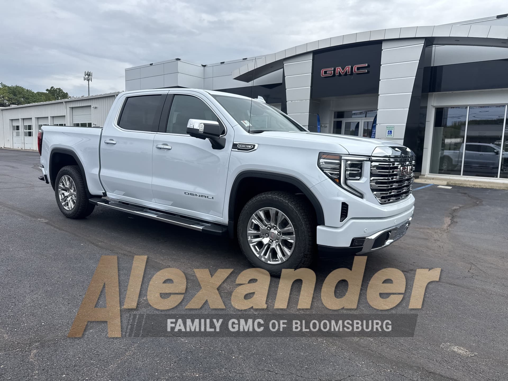 2026 GMC Sierra 1500 Denali — photo 1 of 31