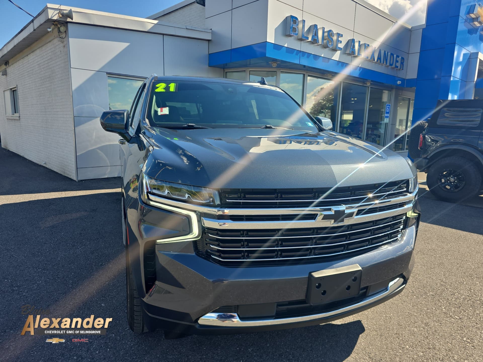 2021 Chevrolet Tahoe LT — photo 1 of 34