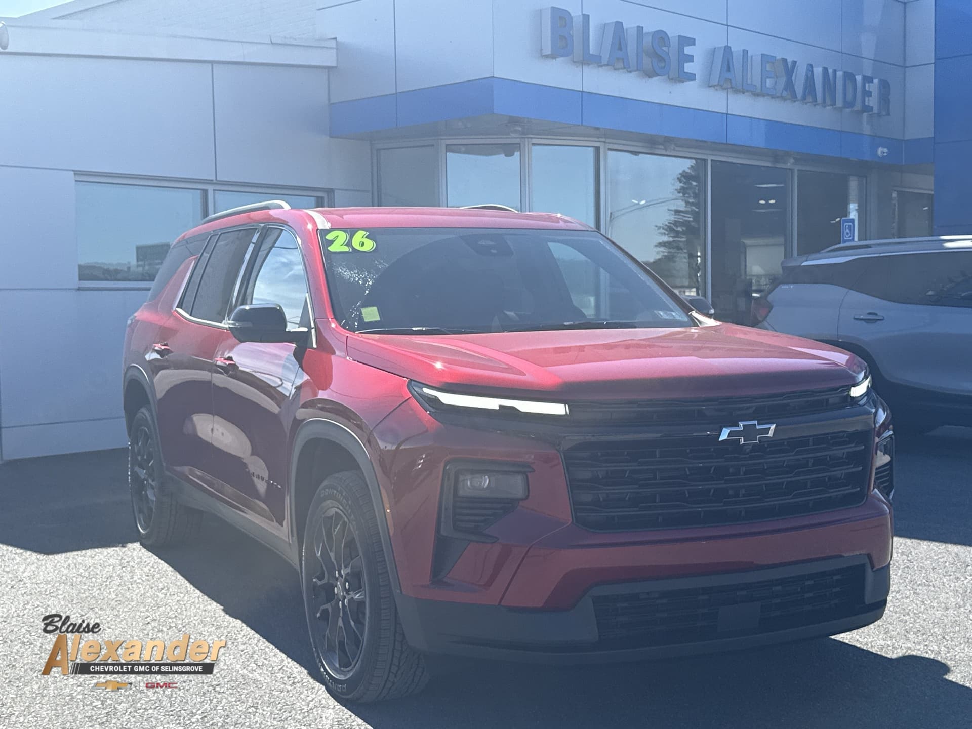 2026 Chevrolet Traverse AWD LT — photo 1 of 31