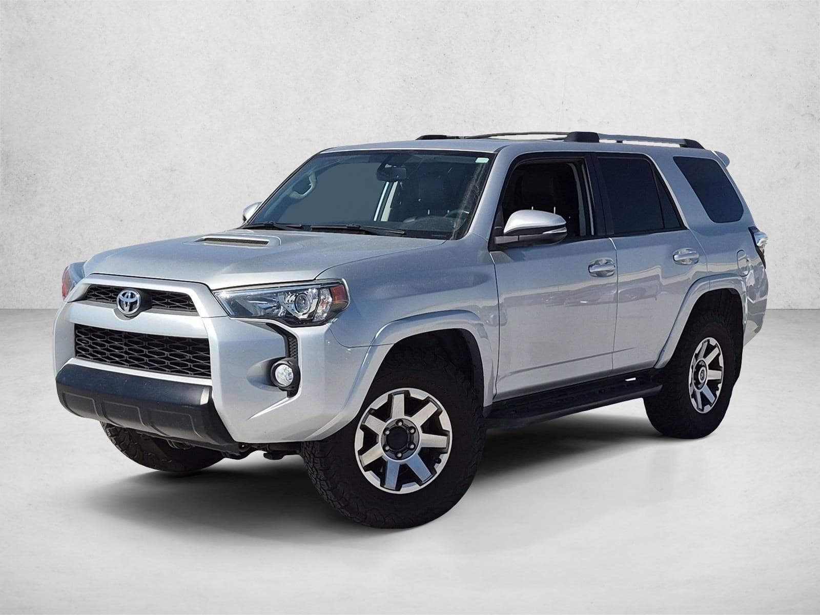 2015 Toyota 4Runner Base — photo 1 of 15