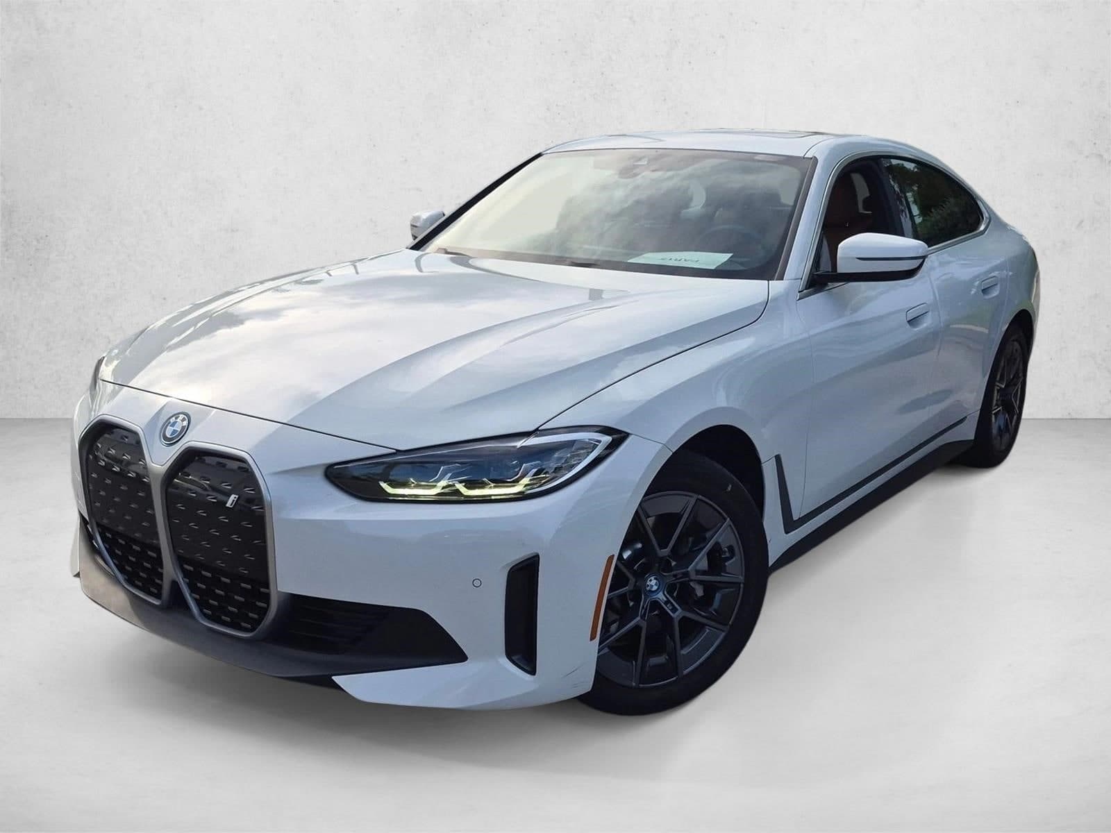2024 BMW i4 eDrive35 — photo 1 of 19
