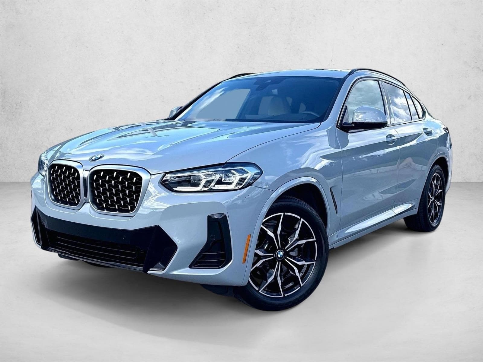 2024 BMW X4 xDrive30i — photo 1 of 30