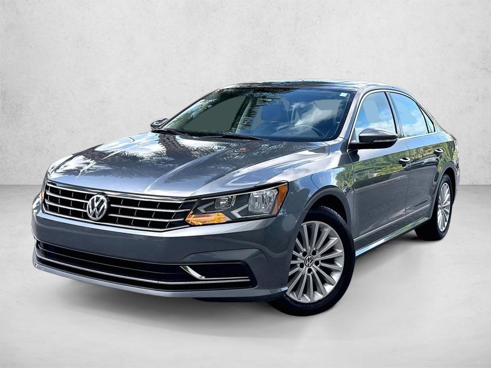2017 Volkswagen Passat 1.8T SE — photo 1 of 30