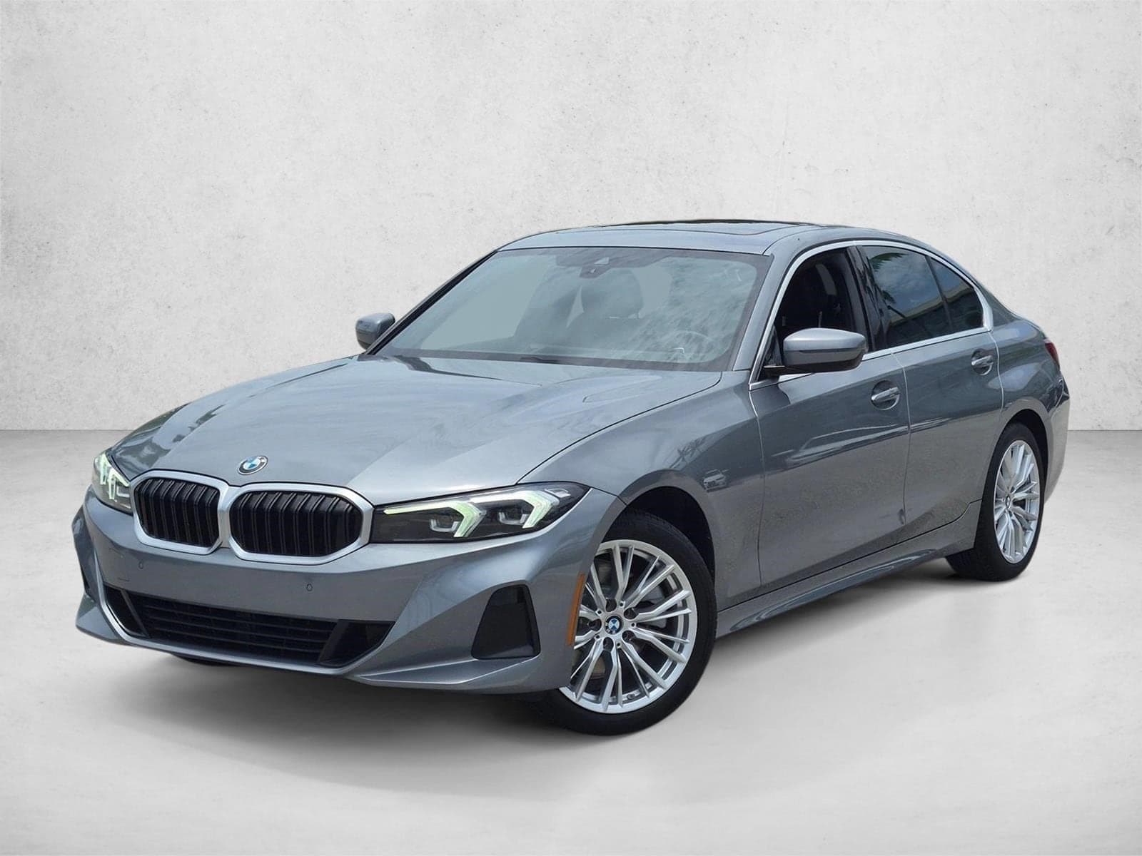 2023 BMW 330i Base — photo 1 of 26