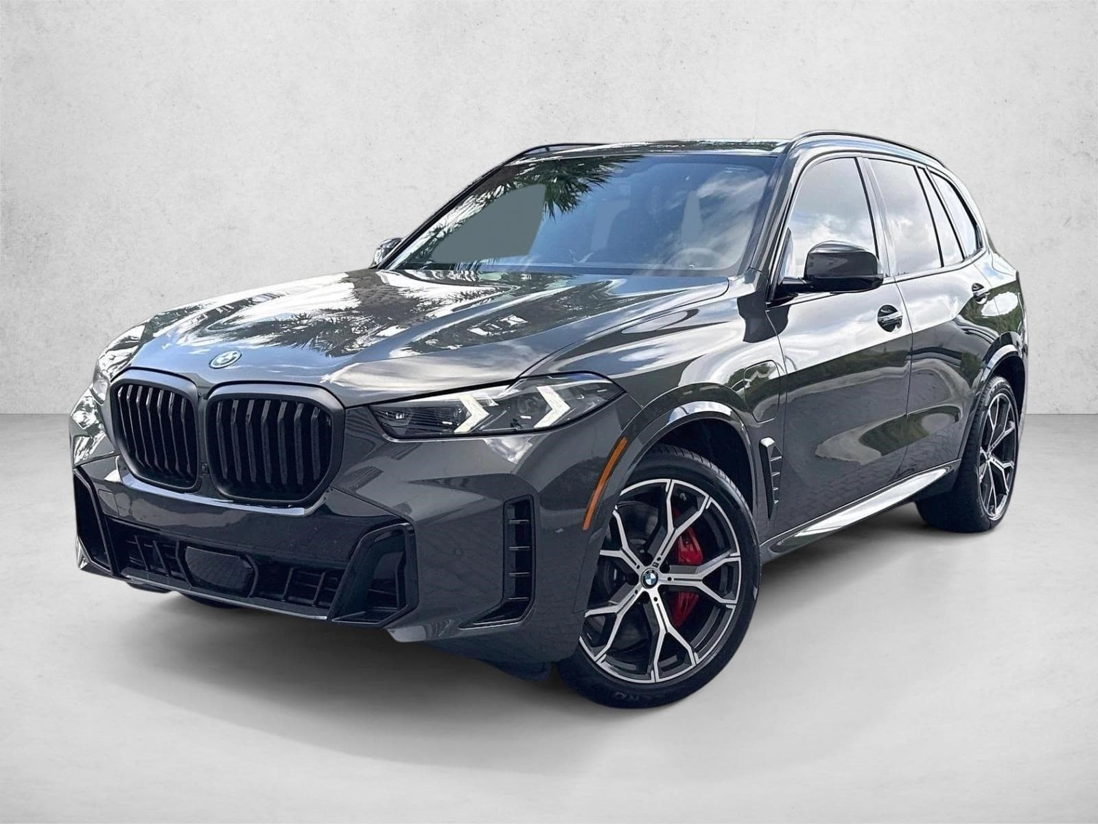 2026 BMW X5 xDrive50e — photo 1 of 44