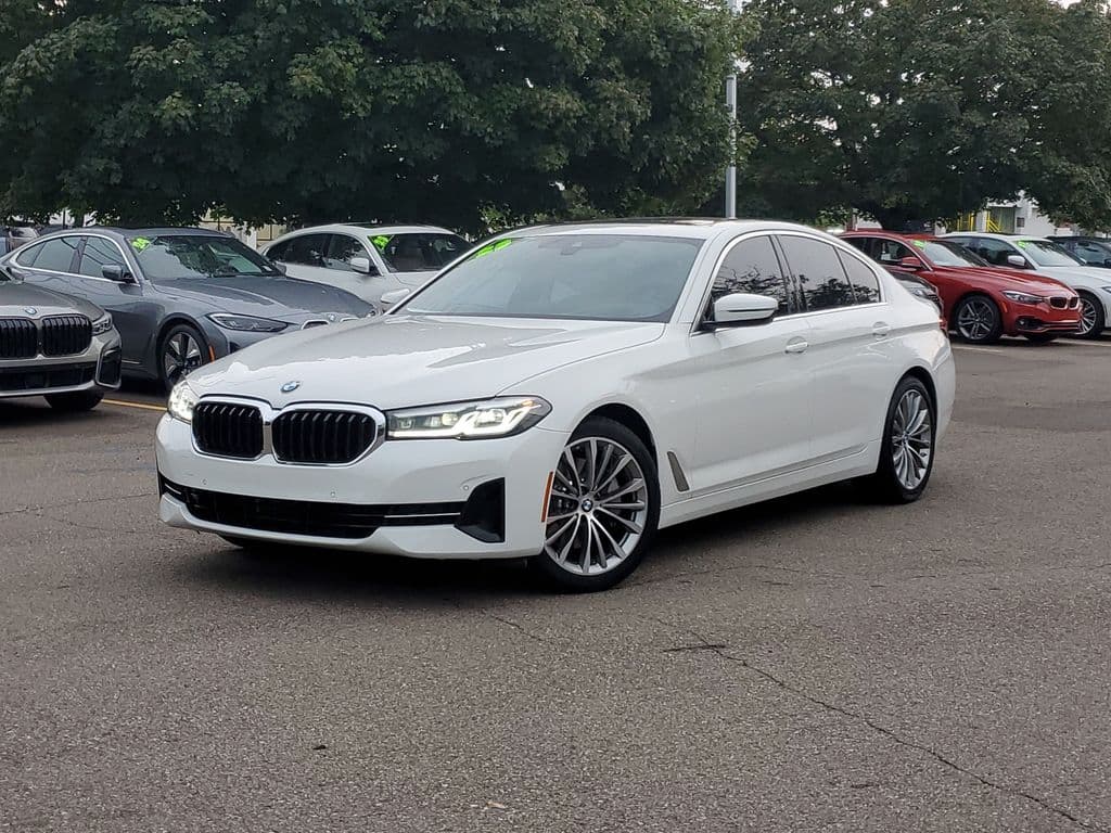 2023 BMW 5 Series 530i xDrive — photo 1 of 40