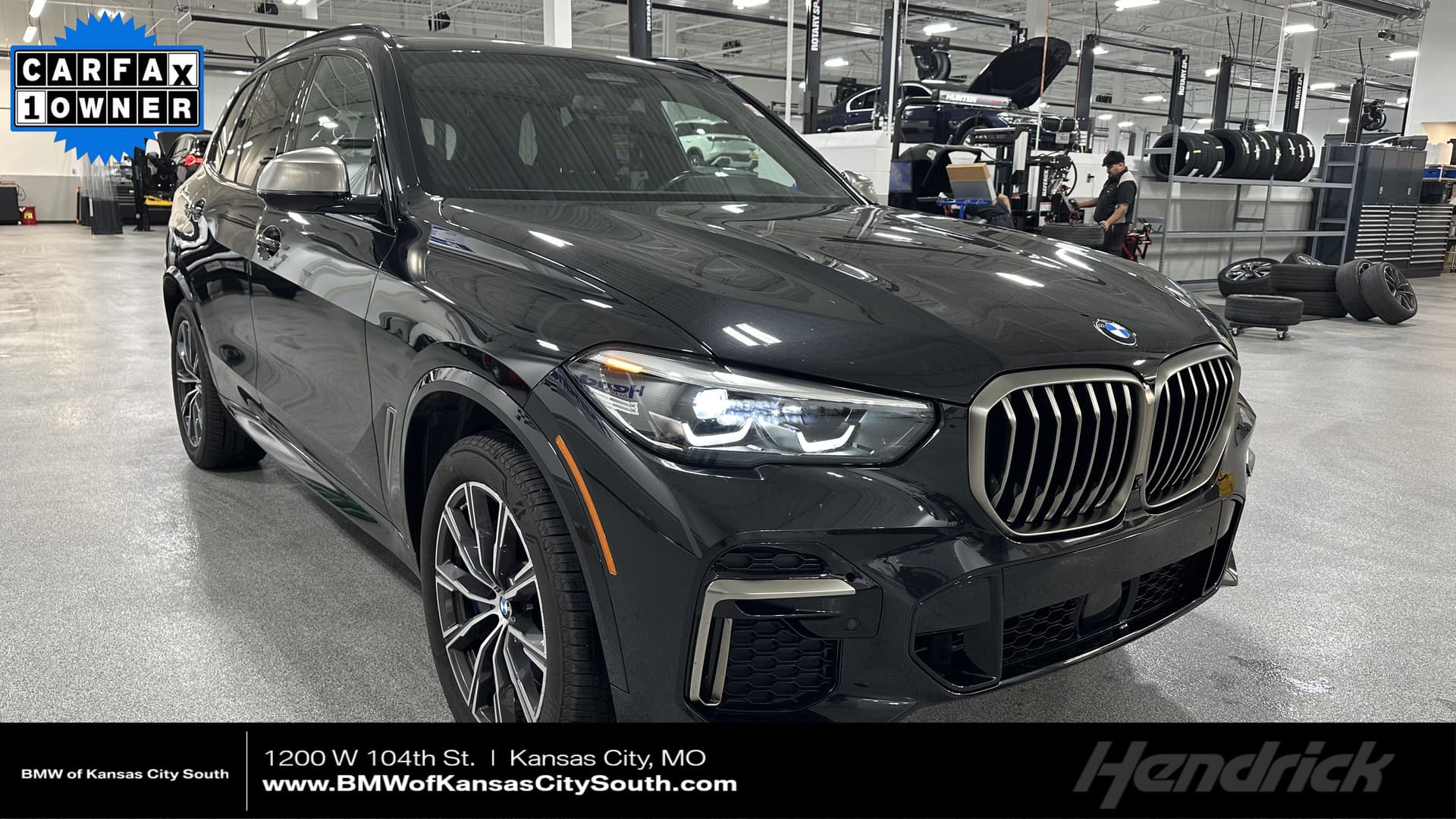 2022 BMW X5 M50i — photo 1 of 35