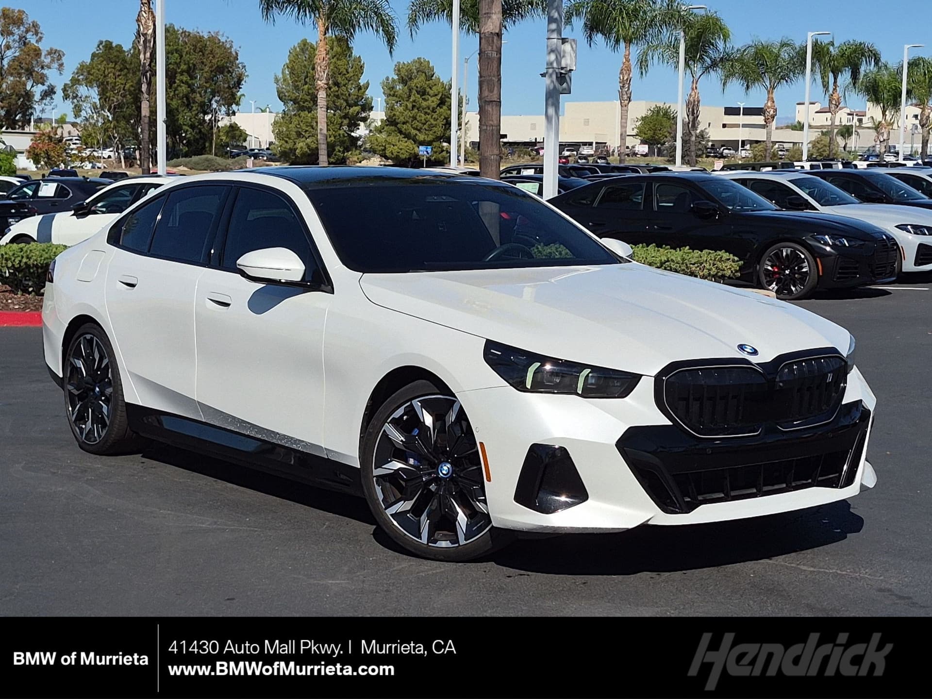 2024 BMW i5 eDrive40 — photo 1 of 33