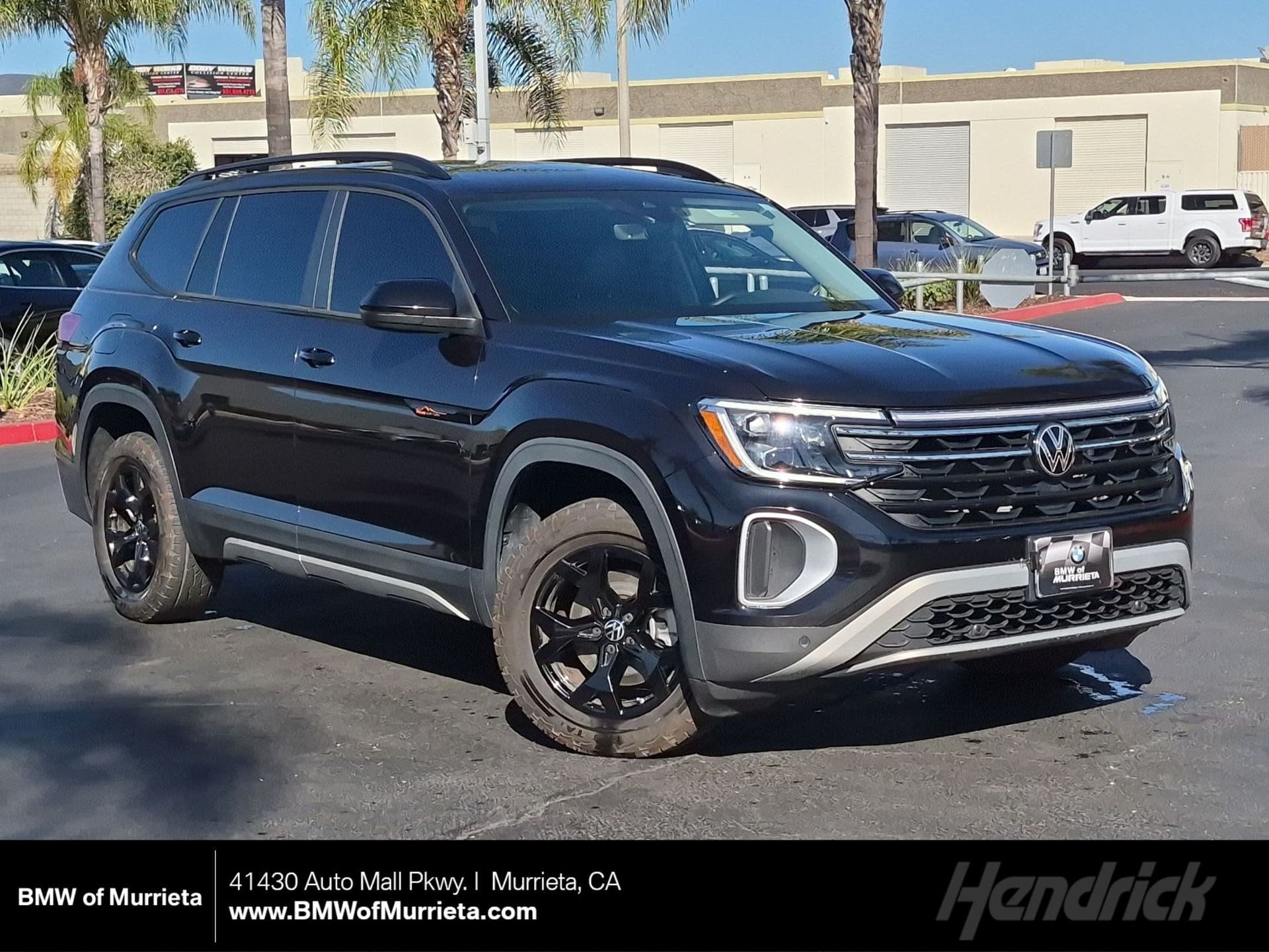 2024 Volkswagen Atlas 2.0T Peak Edition SE w/Technology — photo 1 of 33