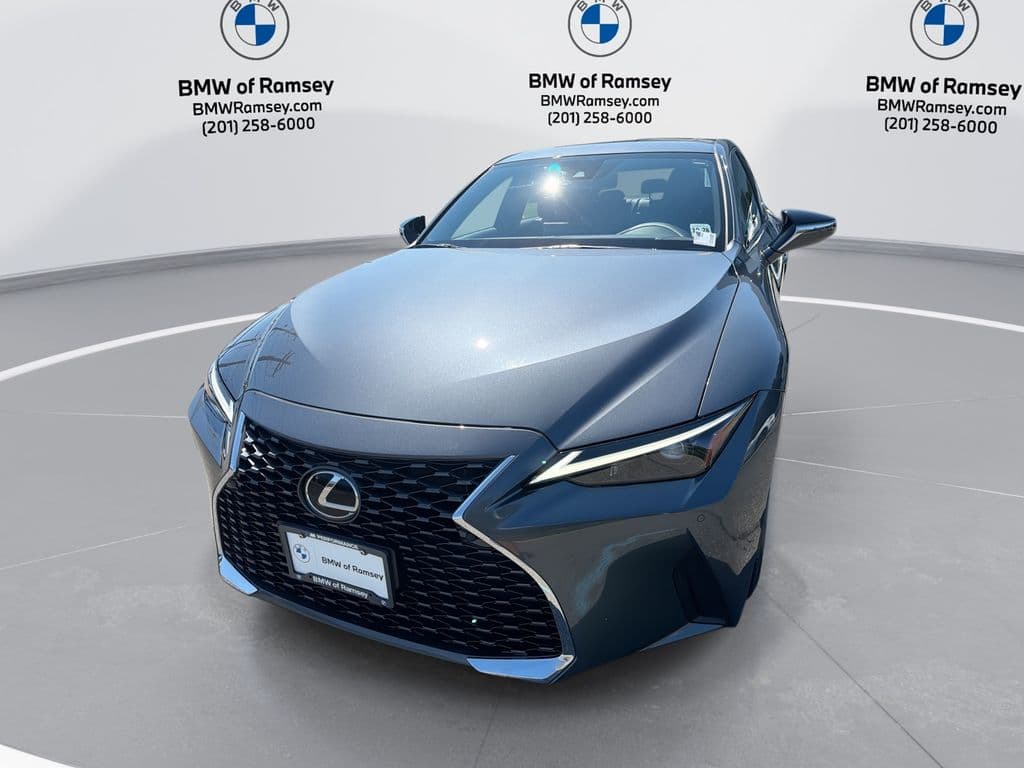 2023 Lexus IS 300 Base — photo 1 of 29