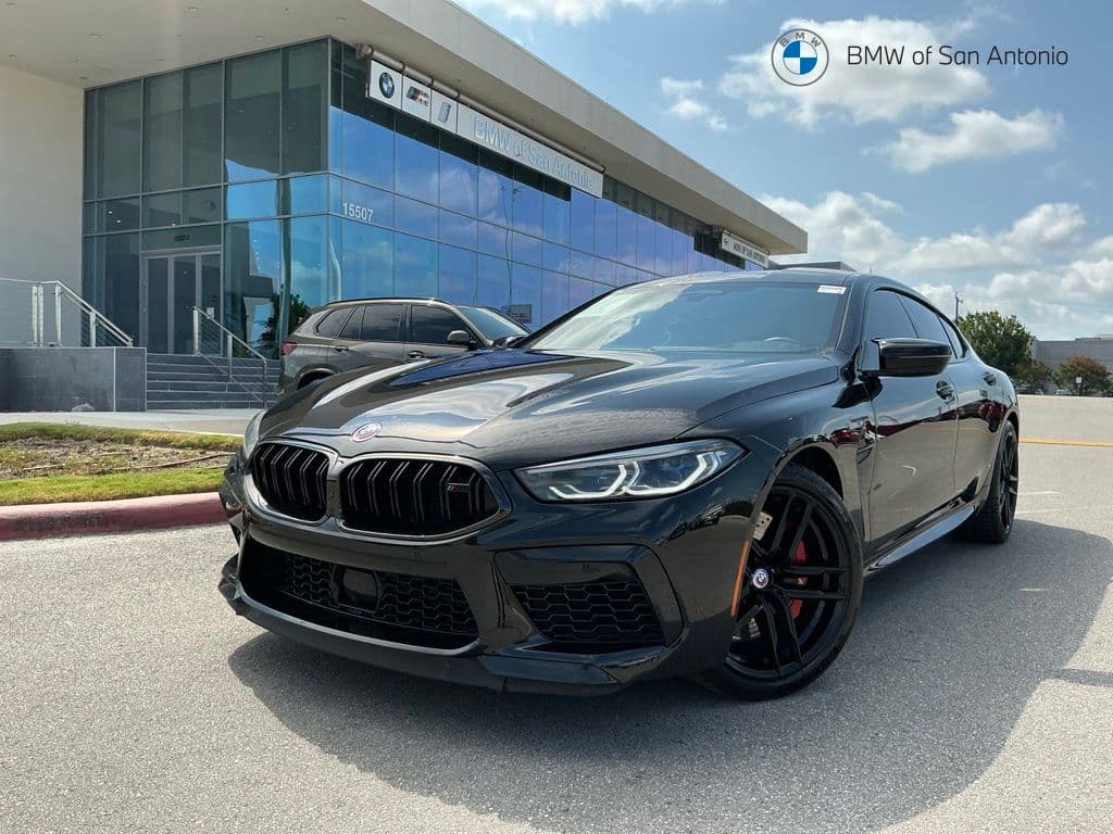 2023 BMW M8 Competition — photo 1 of 32
