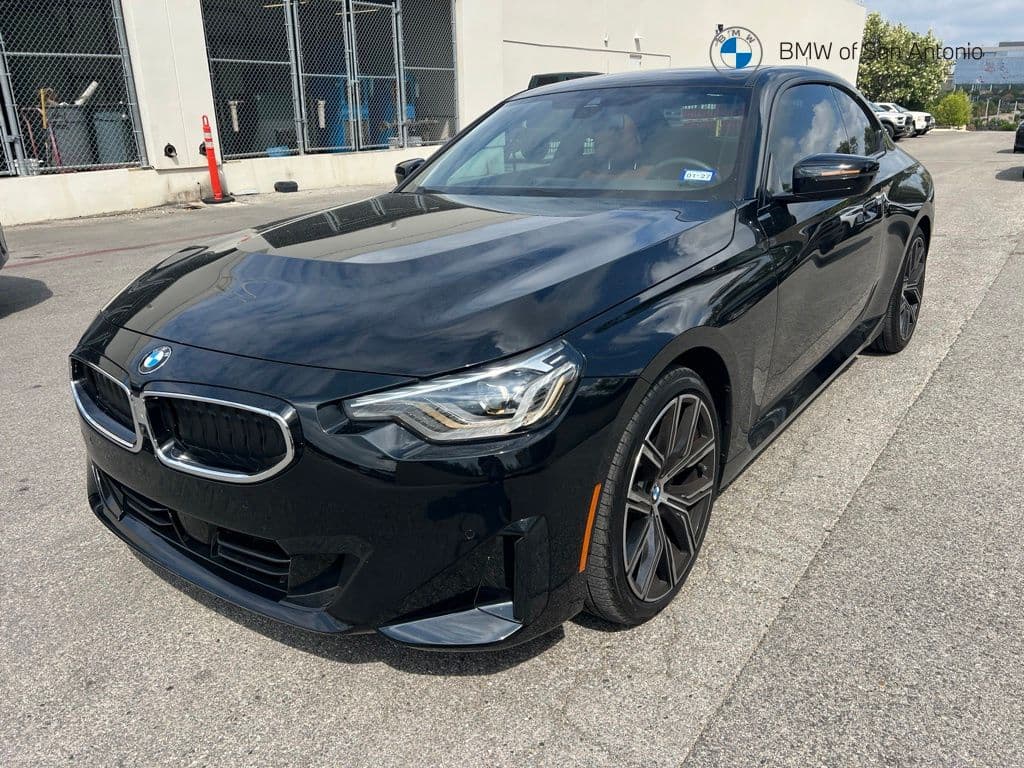 2024 BMW 2 Series 230i xDrive — photo 1 of 6
