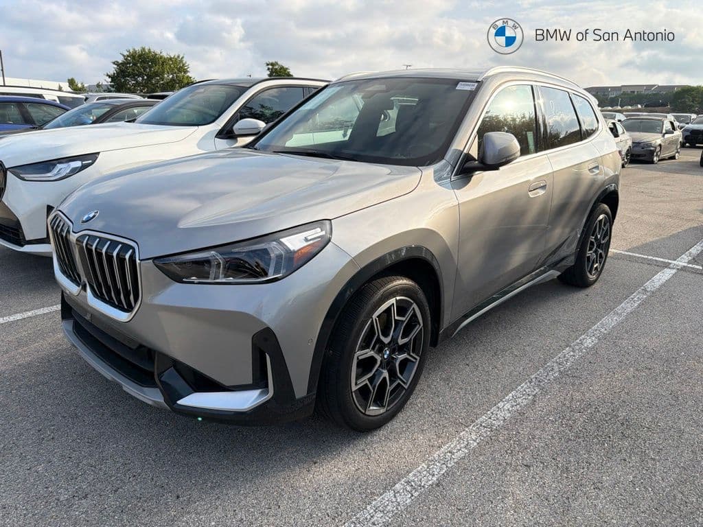 2026 BMW X1 xDrive28i — photo 1 of 5