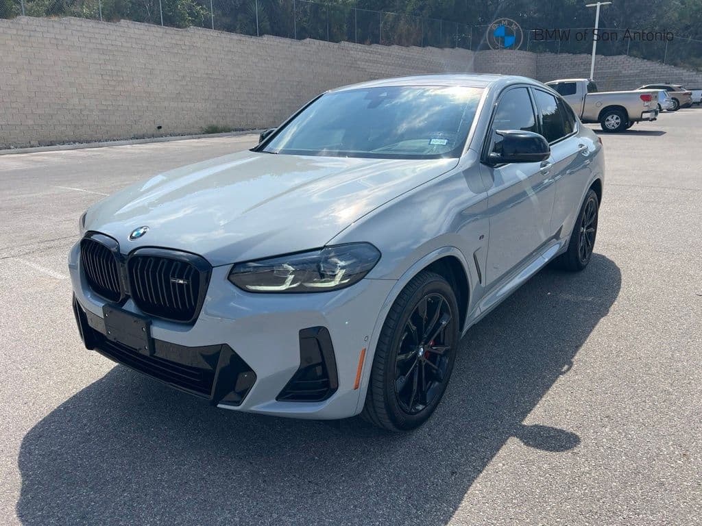 2024 BMW X4 M40i — photo 1 of 6