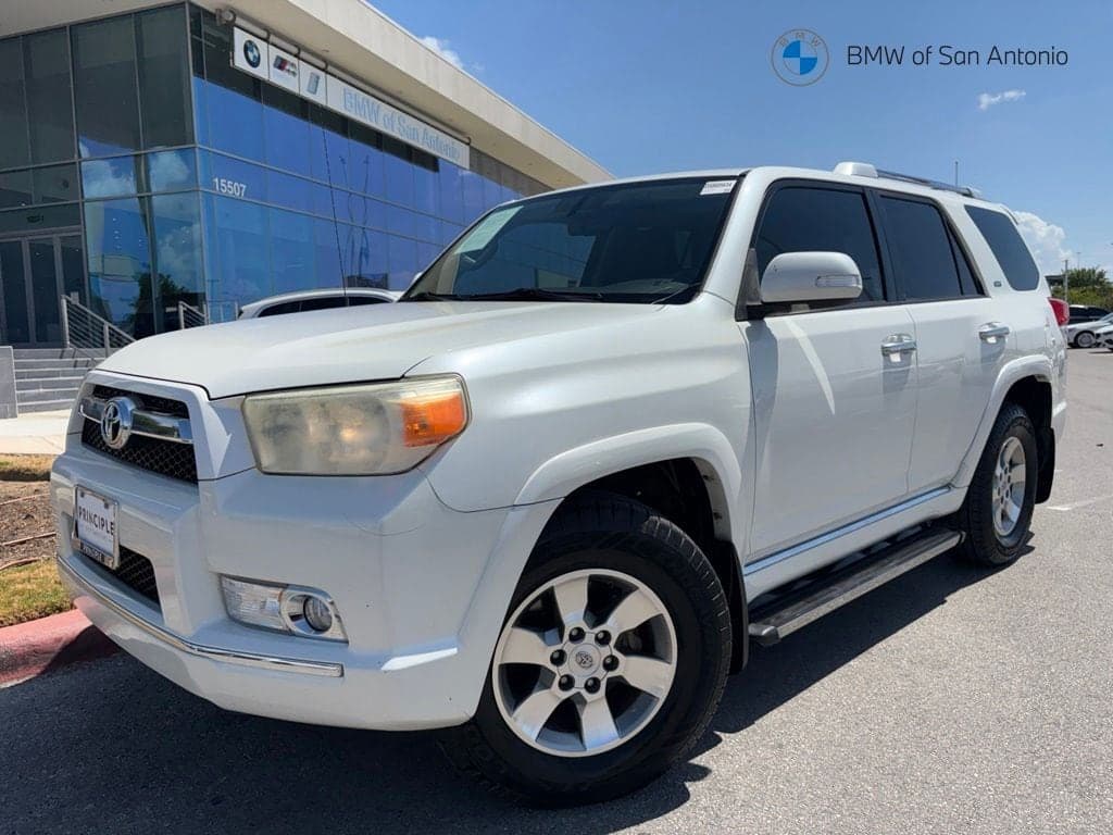 2013 Toyota 4Runner SR5 — photo 1 of 30