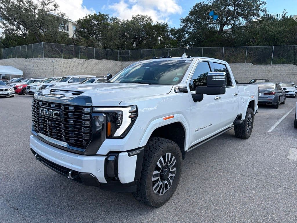 2024 GMC Sierra 2500HD Denali Ultimate — photo 1 of 5