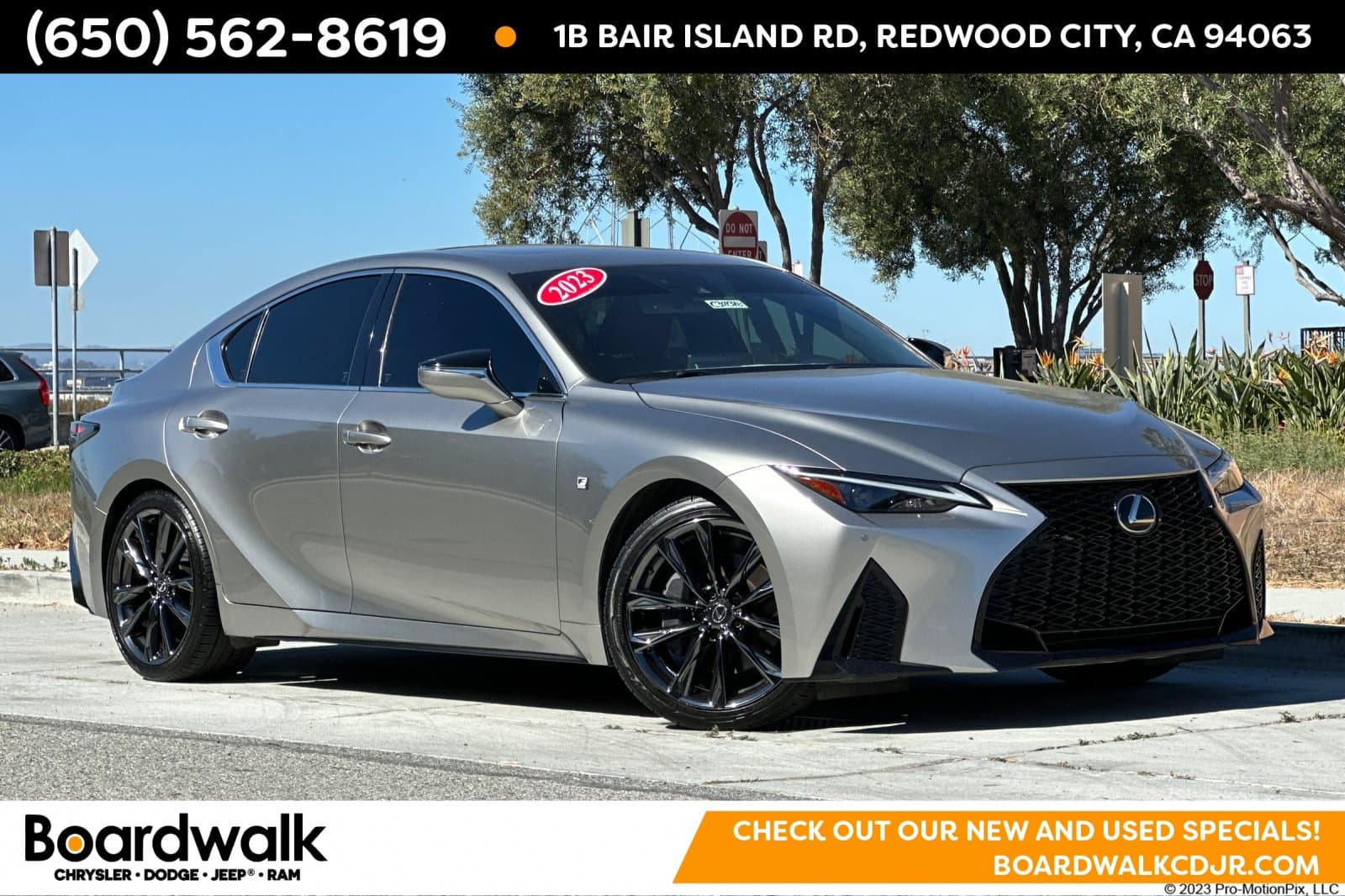 2023 Lexus IS Base — photo 1 of 27