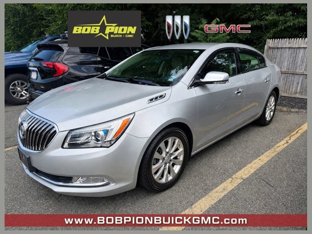 2015 Buick Lacrosse Leather — photo 1 of 3