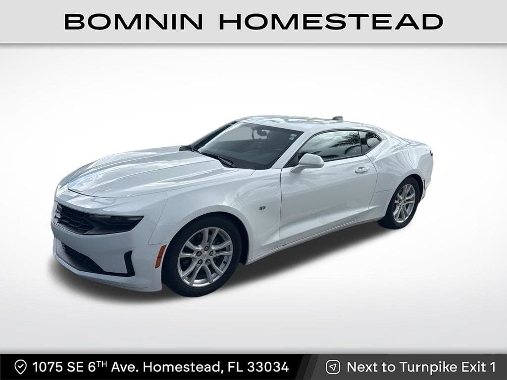 2021 Chevrolet Camaro 1LS — photo 1 of 5
