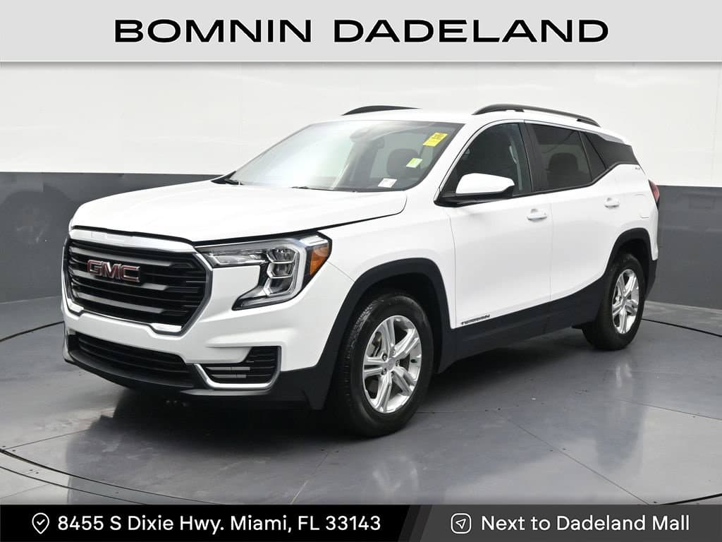 2024 GMC Terrain SLE — photo 1 of 38