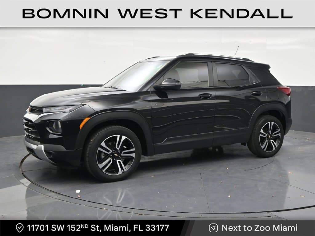 2023 Chevrolet Trailblazer LT — photo 1 of 33
