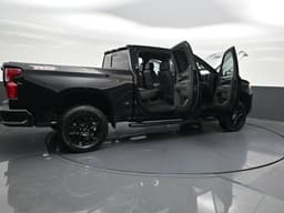 Extra Photo