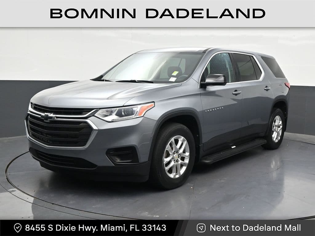 2020 Chevrolet Traverse LS — photo 1 of 42