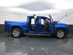 Extra Photo